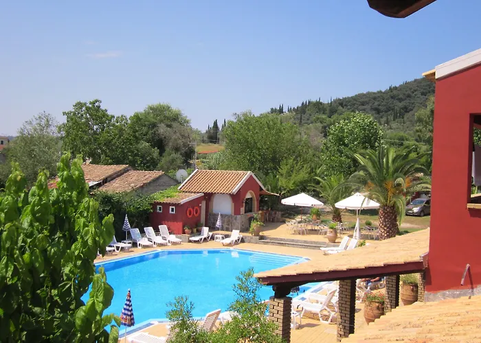 מלון דירות Blue Dream 4*